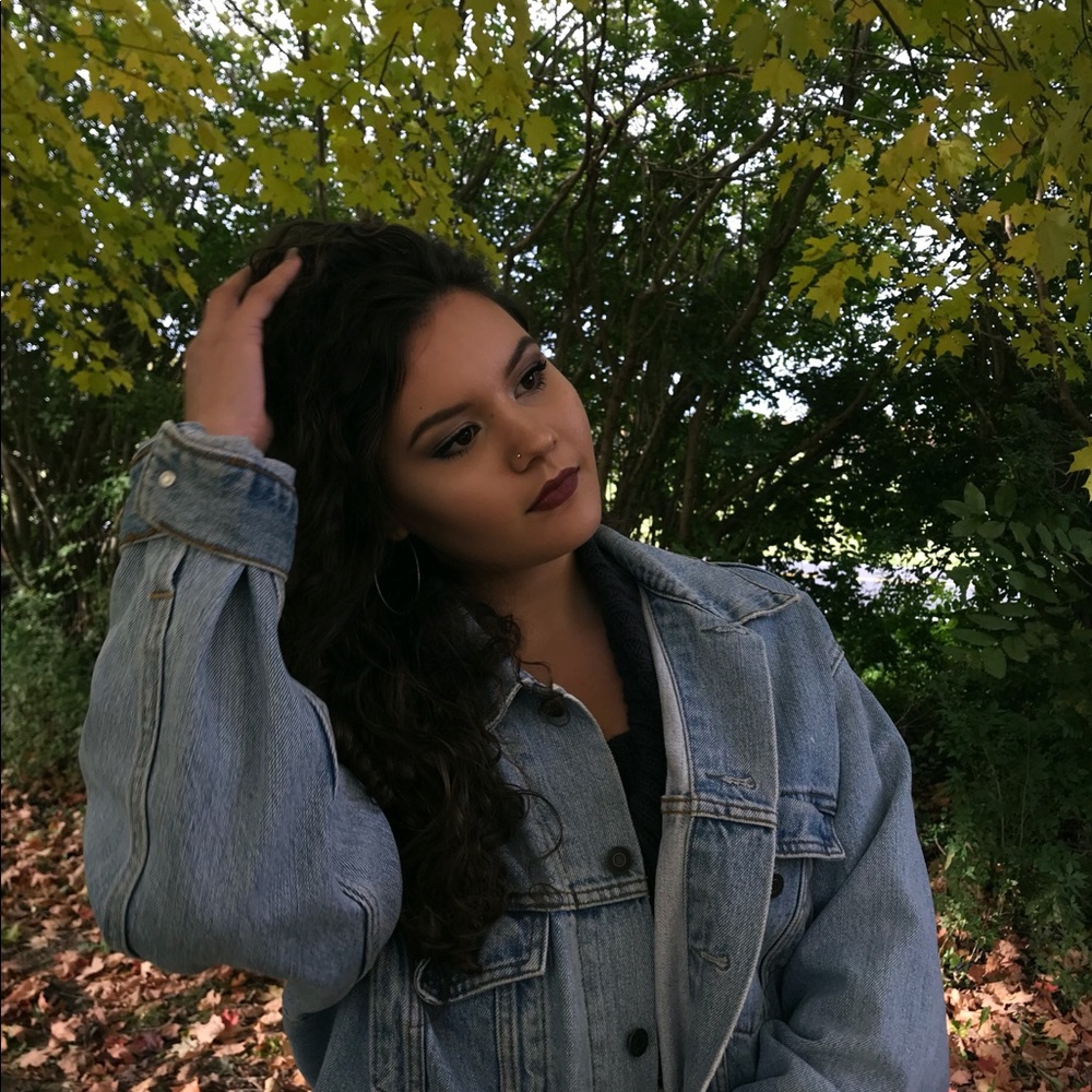 Meet your Posher, Kaitlynn